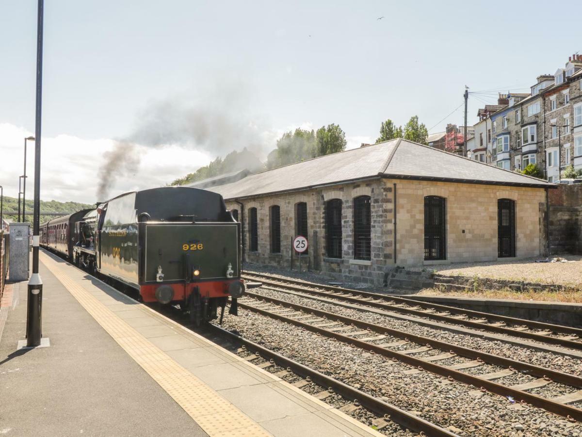 شقة Blue Peter Engine Shed ويتبي المظهر الخارجي الصورة